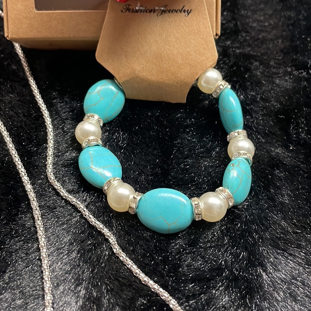SOLD 🎈3 piece semiprecious jewelry set with extras 🛍🎁💕 - Picture 4 of 6